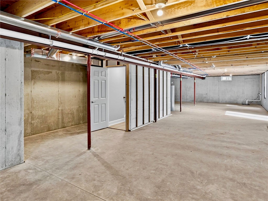 1119 Wall Road Webster, NY 14580 - Photo 38 of 49