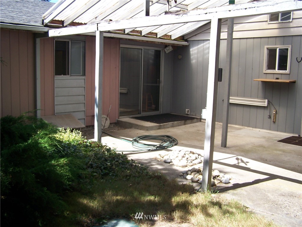 22413 17th Place West Bothell, WA 98021 - Photo 23 of 25