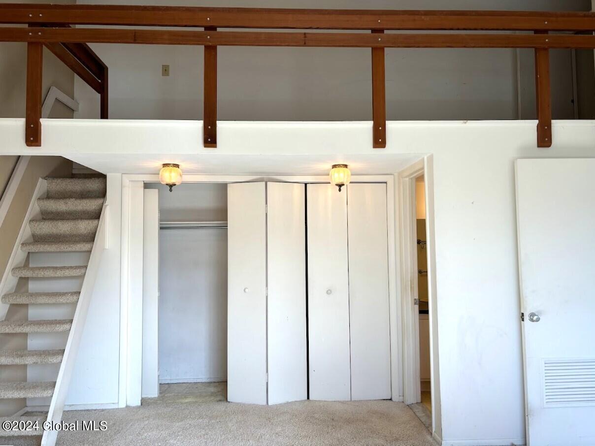 31 Oak Road Bethlehem, NY 12054 - Photo 30 of 51 2nd Floor Bedroom