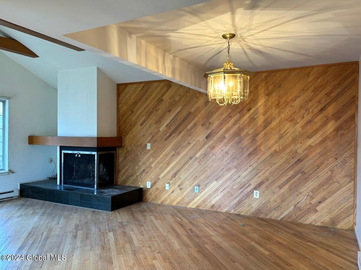 31 Oak Road Bethlehem, NY 12054 - Photo 3 of 51 Dining area