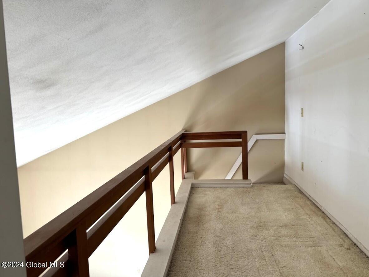 31 Oak Road Bethlehem, NY 12054 - Photo 34 of 51 Loft