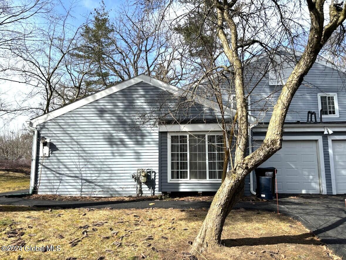 31 Oak Road Bethlehem, NY 12054 - Photo 45 of 51 Exterior side back 1