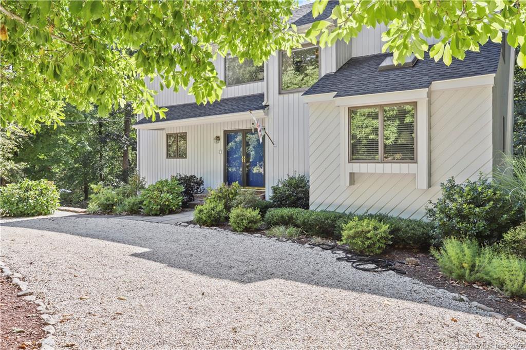 19 Brookhill Lane, Norwalk, CT 06851 Compass