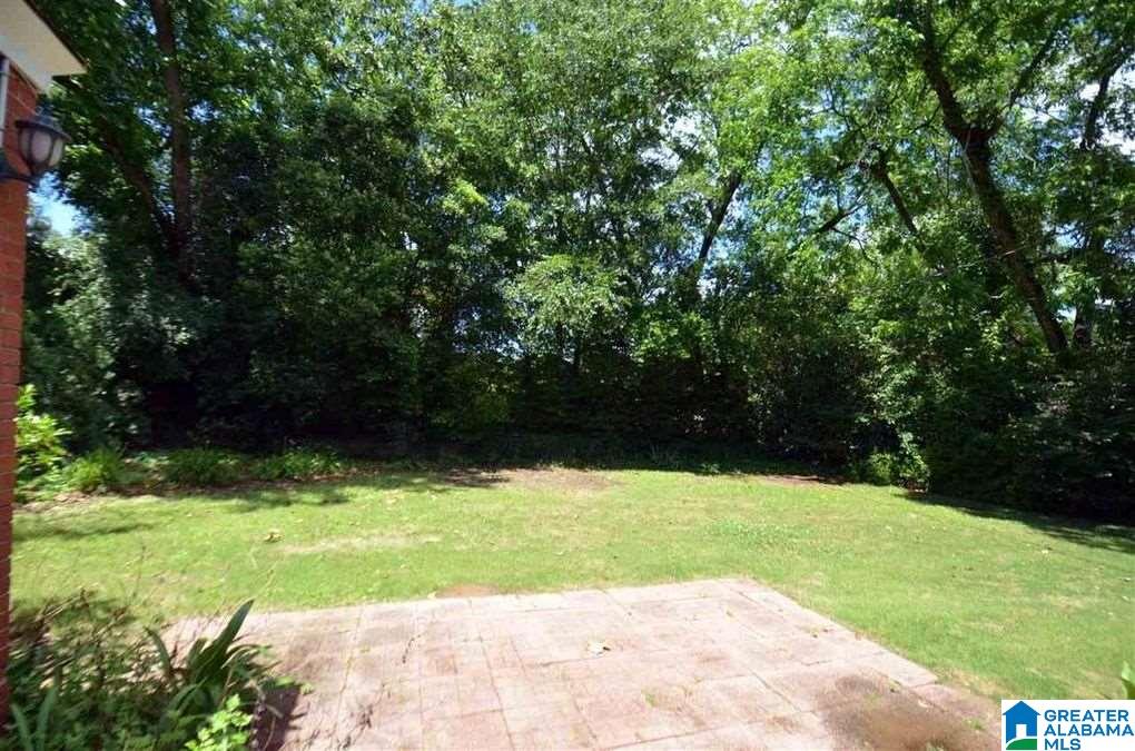 205 4th Street North Clanton, AL 35045 - Photo 35 of 37