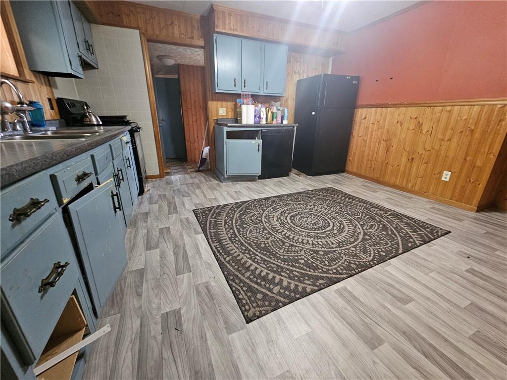 326 Riverside Drive Smithton, PA 15479 - Photo 3 of 22