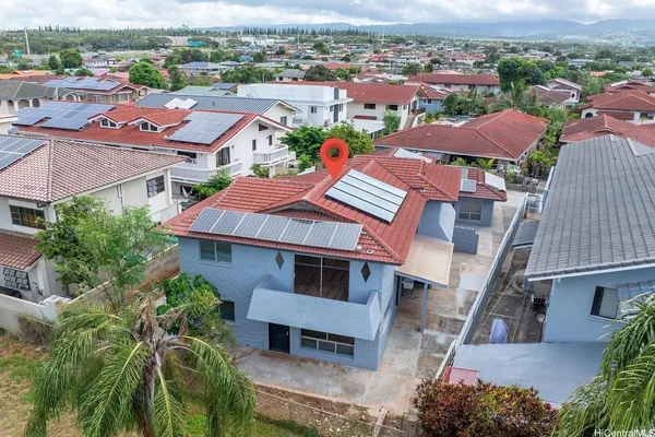 $2,450 | 94-570 Anaaina Place, Waipahu, HI 96797