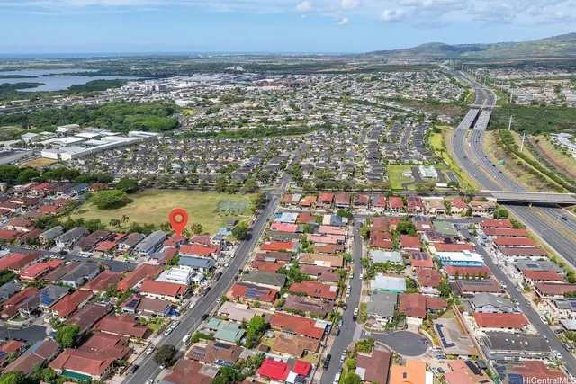 $2,450 | 94-570 Anaaina Place, Waipahu, HI 96797