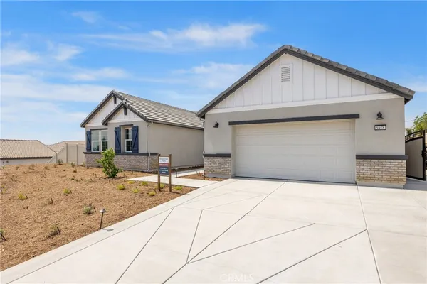 $1,124,990 | 5978 Saddlehorn Lane, Jurupa Valley, CA 92509