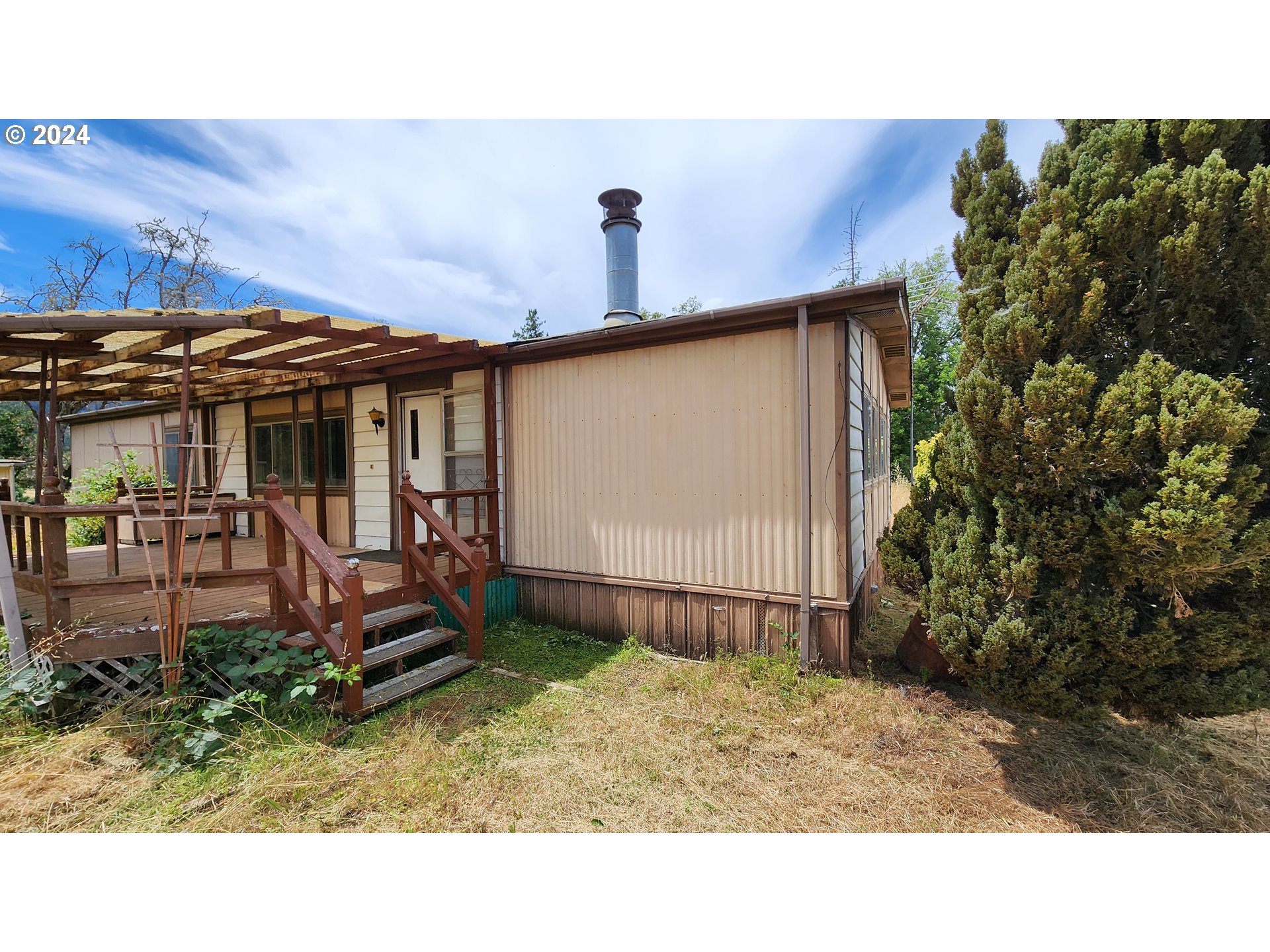 4977 Gazley Road Myrtle Creek, OR 97457 - Photo 2 of 45 Gallery Image 2