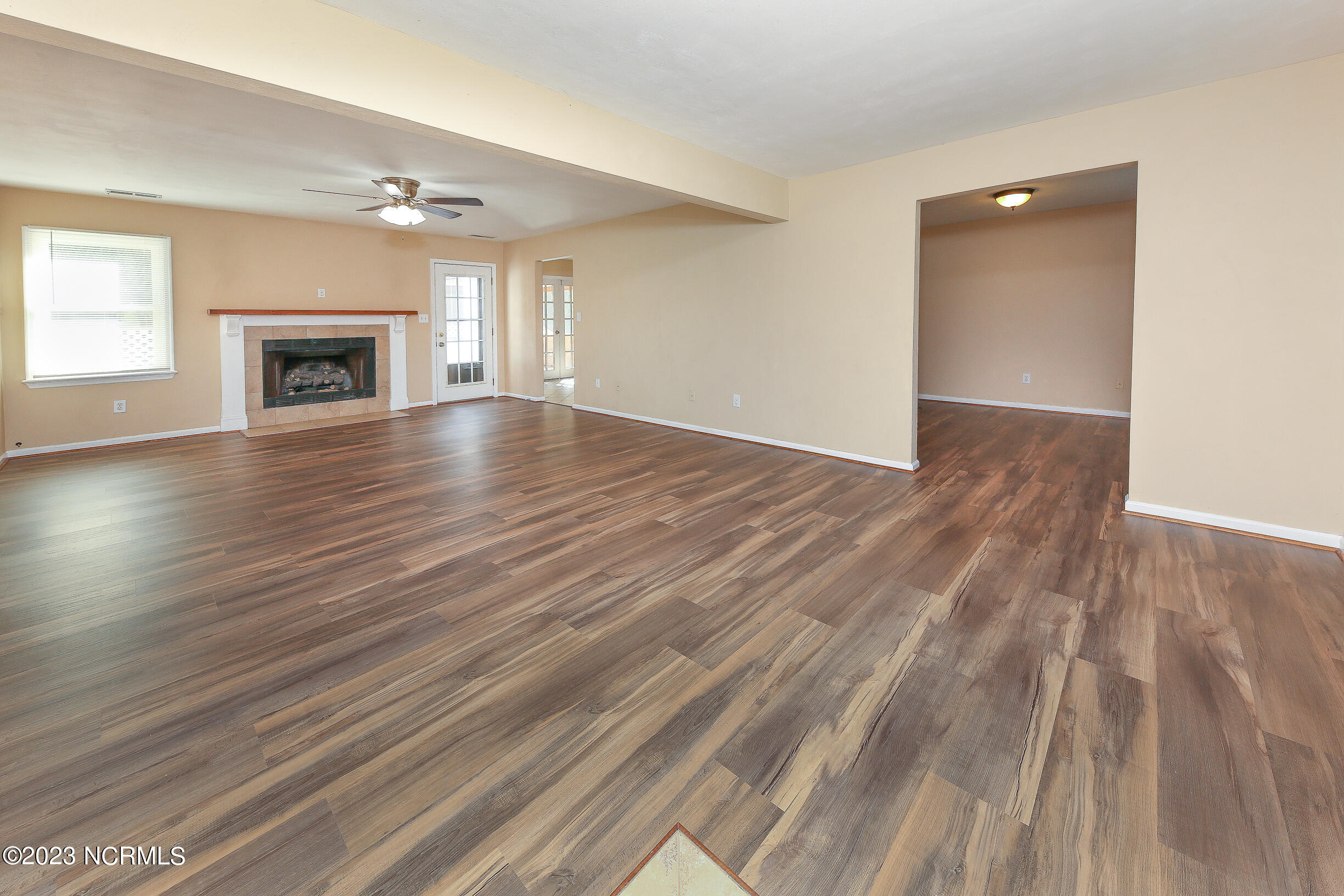 437 South End Road Knotts Island, NC 27950 - Photo 6 of 50 4G8A0626