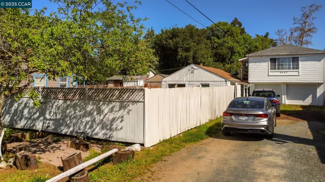 $679,000 | 2947 Concord Boulevard, Concord, CA 94519