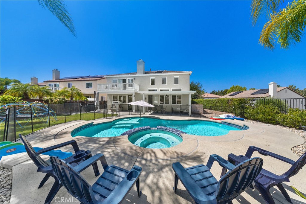 32985 Novara Court Temecula, CA 92592 - Photo 8 of 56 Expansive Backyard Retreat With Pool, Spa, And Multiple Seating Areas
