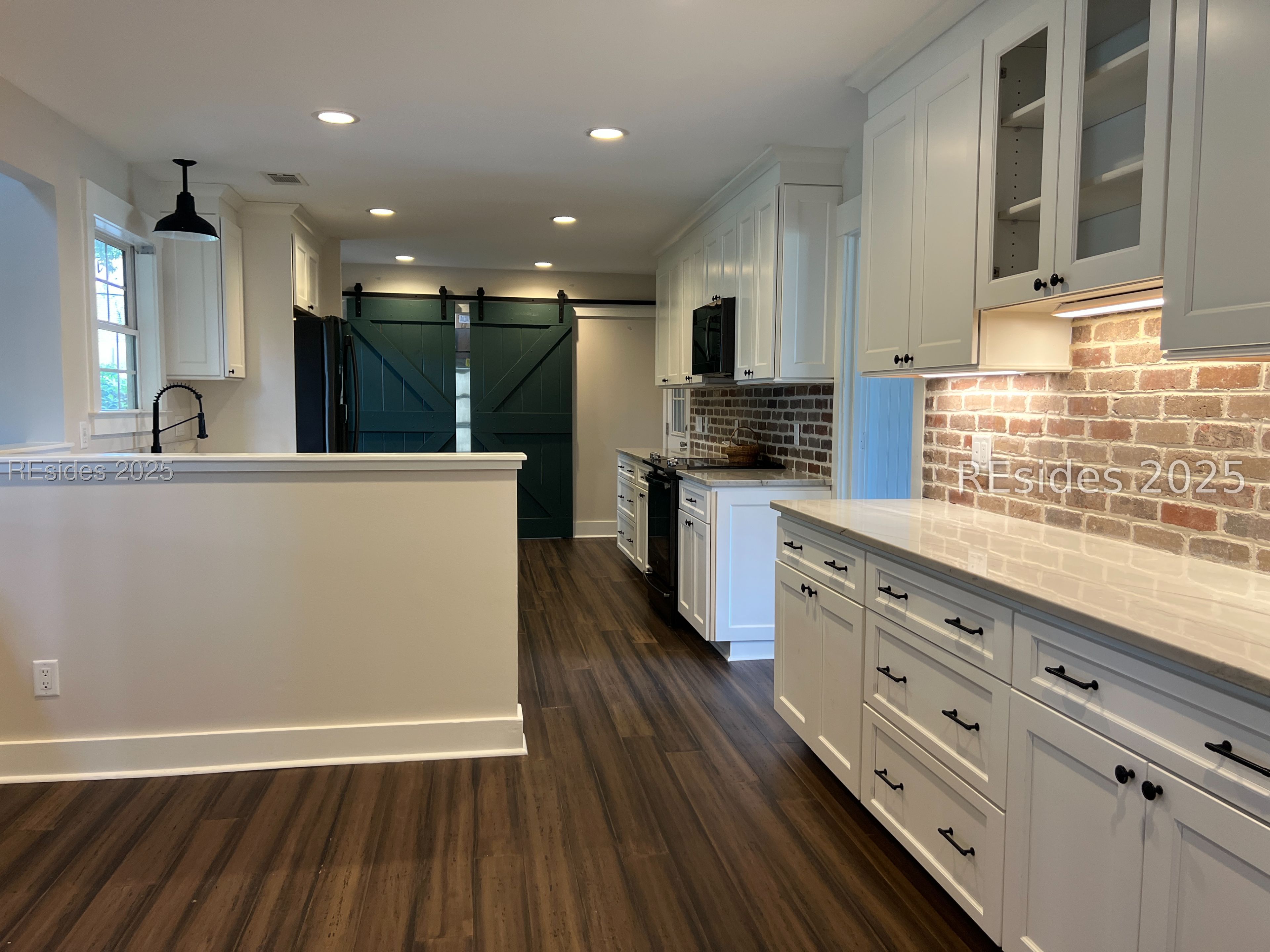 1074 Otter Circle Beaufort, SC 29902 - Photo 16 of 34