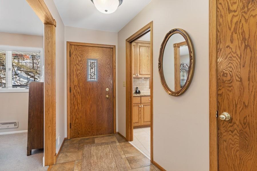 4816 Valley Road Minnetonka, MN 55343 - Photo 2 of 21