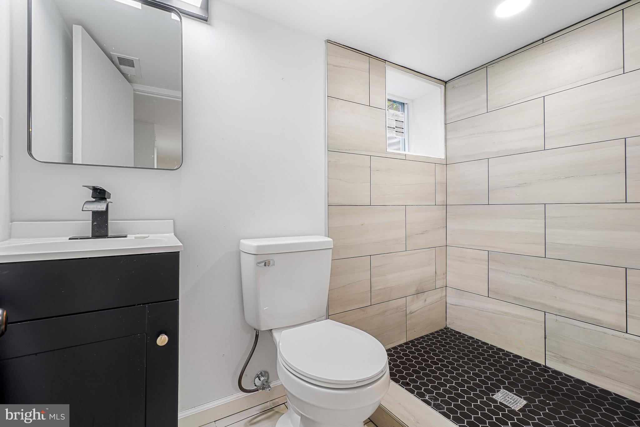 1721 L Street Northeast Washington, DC 20002 - Photo 27 of 32