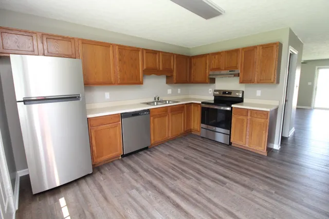 $950 | 915 L C Avenue, Hopkinsville, KY 42240