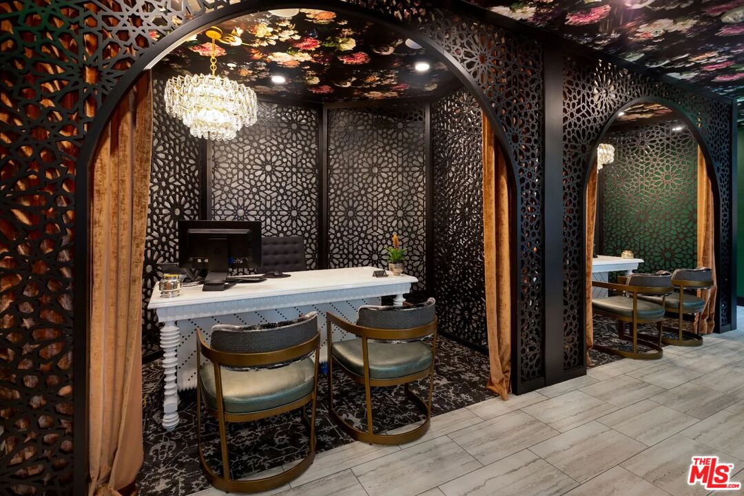 5710 Crescent Park East, Unit 209 Playa Vista, CA 90094 - Photo 22 of 29 a view of a room that has a table and chairs in it