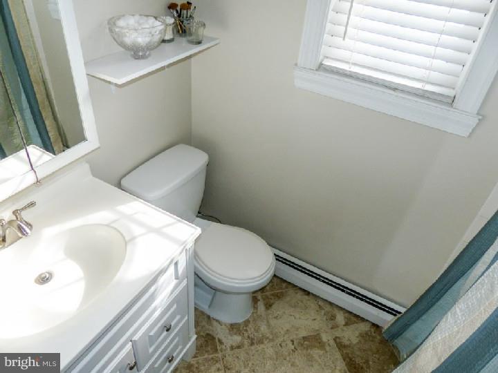 164 Cardinal Road Chalfont, PA 18914 - Photo 22 of 25 Bathroom