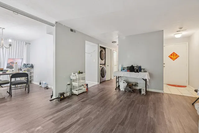 $3,200 | 25 Rockland Street, Unit 3, Boston, MA 02132