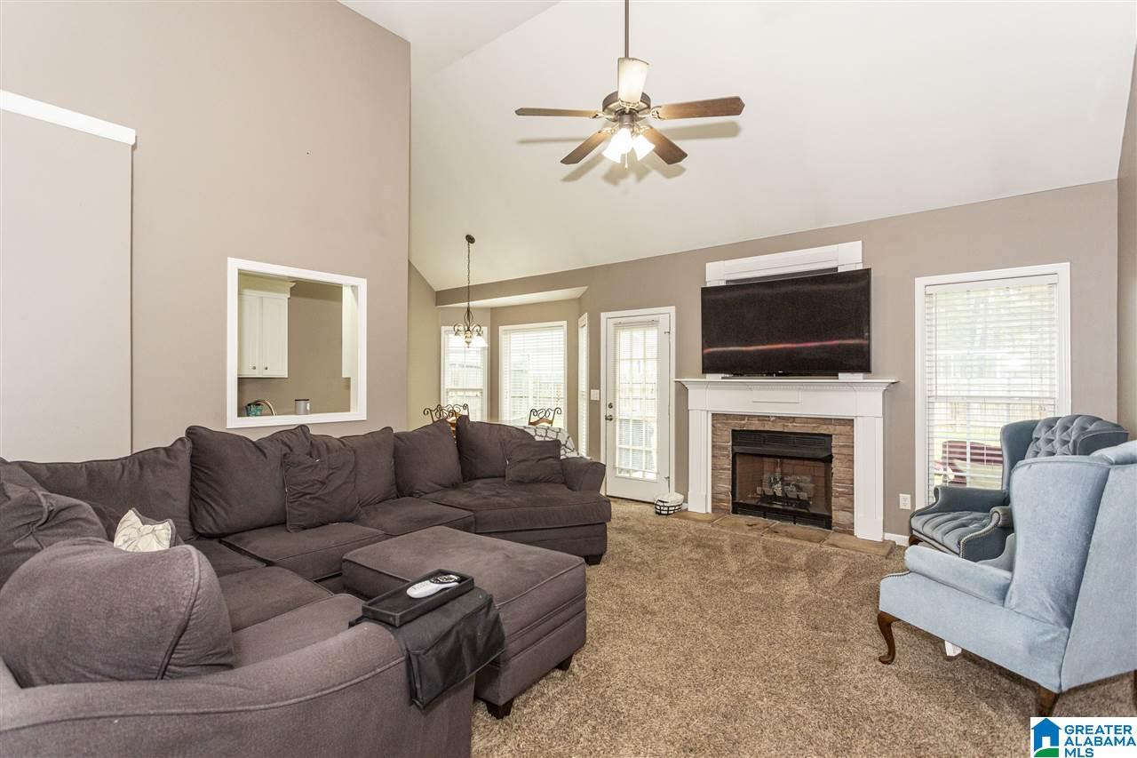 988 Hickory Street Moody, AL 35004 - Photo 6 of 20