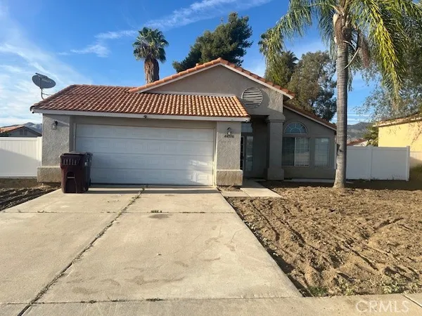 $2,500 | 44316 Olive Avenue, Hemet, CA 92544