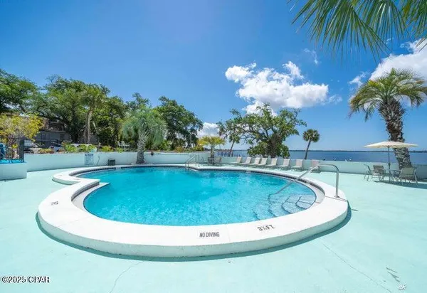 $1,400 | 105 Allen Avenue, Unit 65, Panama City, FL 32401