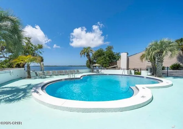 $1,400 | 105 Allen Avenue, Unit 65, Panama City, FL 32401