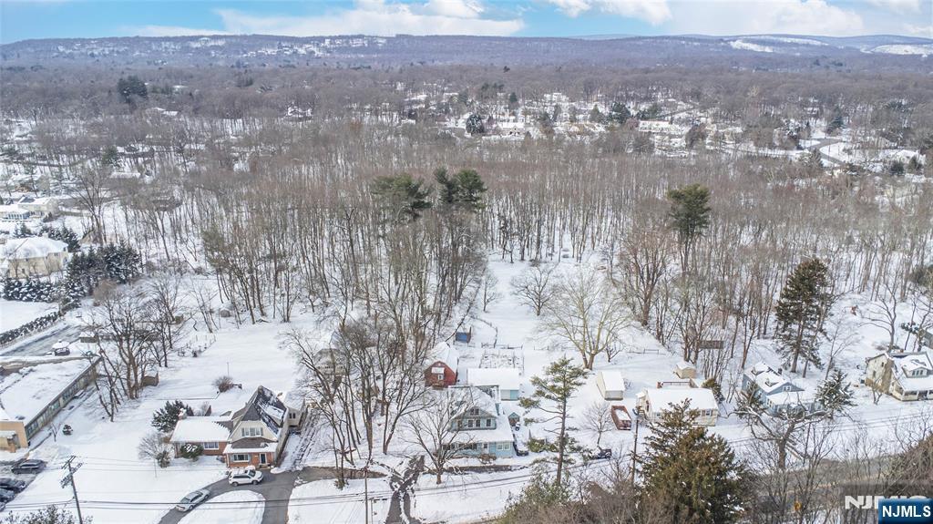 573 Wyckoff Avenue Mahwah, NJ 07430 - Photo 25 of 30 a view of city view