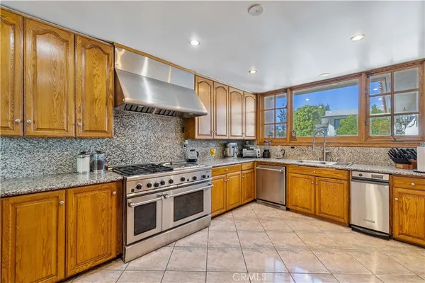 $3,229,000 | 16015 Jeanne Lane, Encino, CA 91436