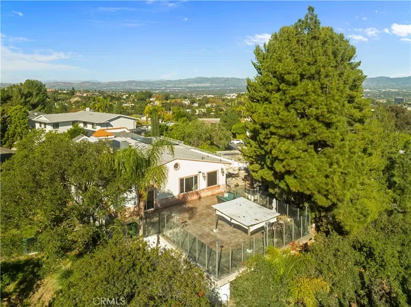 $3,229,000 | 16015 Jeanne Lane, Encino, CA 91436