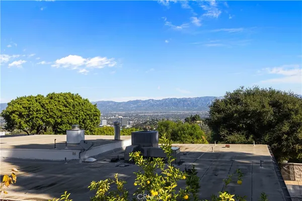 $3,229,000 | 16015 Jeanne Lane, Encino, CA 91436