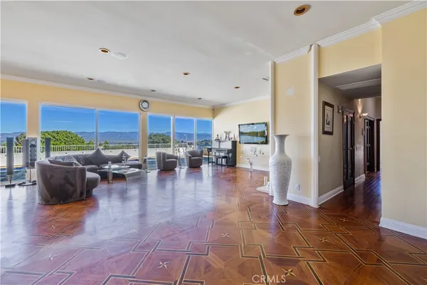 $3,229,000 | 16015 Jeanne Lane, Encino, CA 91436
