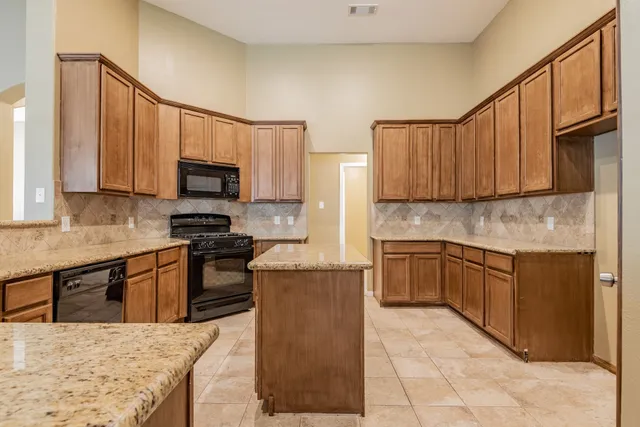 $2,175 | 18326 Cinderwood Drive, Cypress, TX 77429