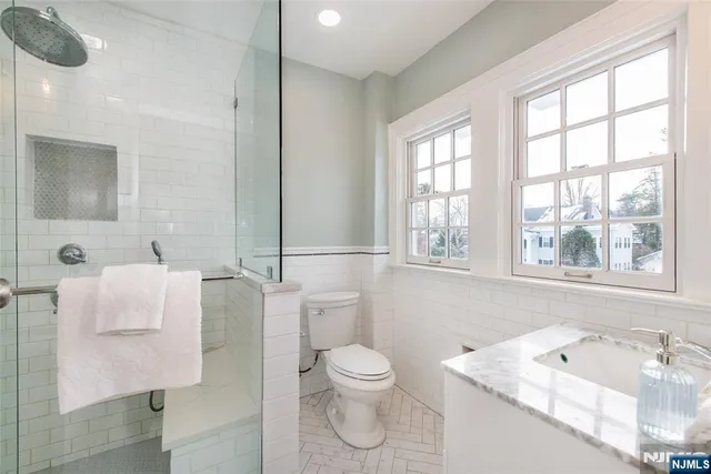 $1,299,000 | 25 Melrose Place, Montclair, NJ 07042