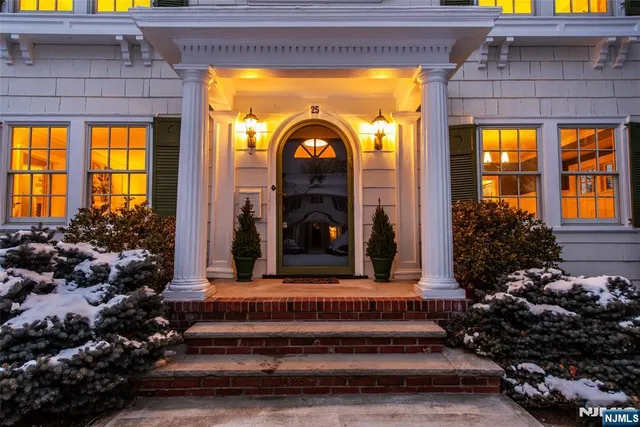 $1,299,000 | 25 Melrose Place, Montclair, NJ 07042