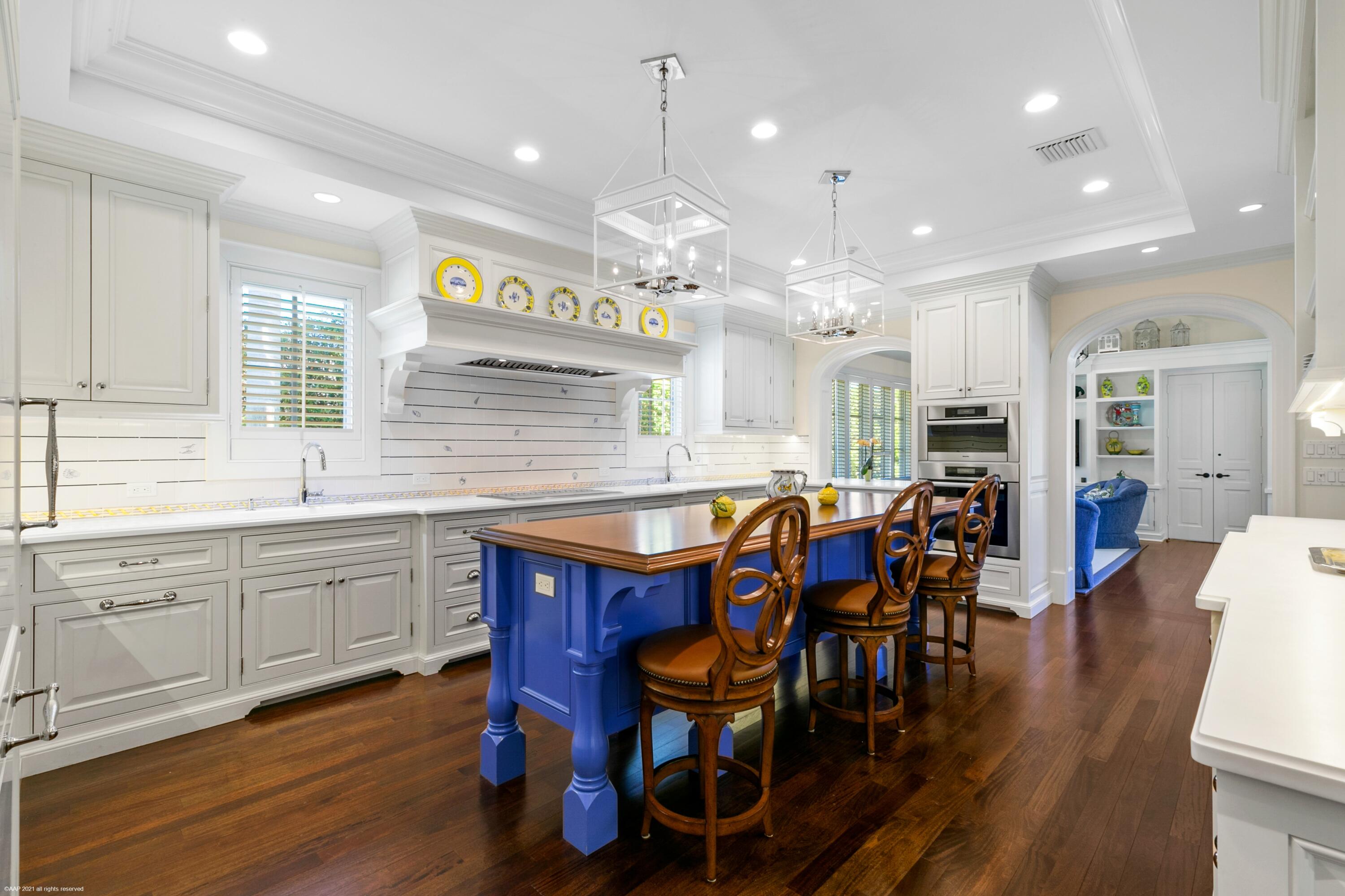 76 Gomez Road Hobe Sound, FL 33455 - Photo 12 of 35 042