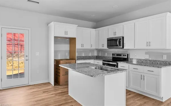 $239,900 | 401 Pennsylvania Avenue, Reidsville, NC 27320