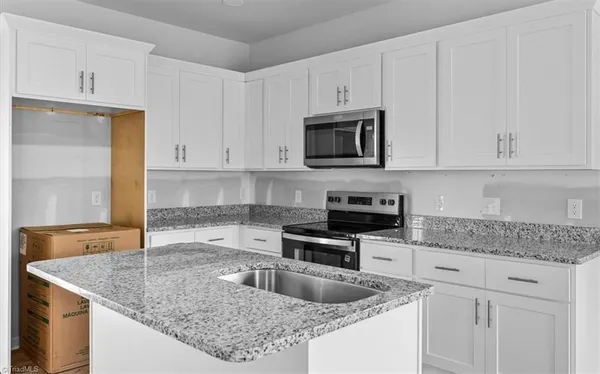 $239,900 | 401 Pennsylvania Avenue, Reidsville, NC 27320