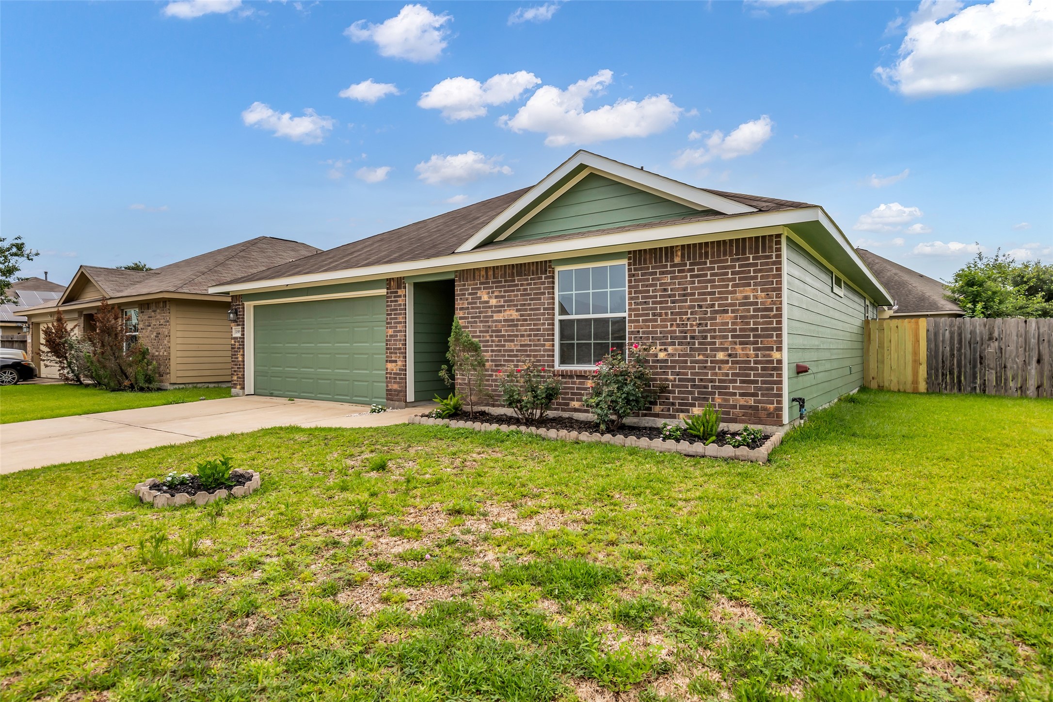 11919 Prosperity Point Drive Houston, TX 77048 - Photo 4 of 25