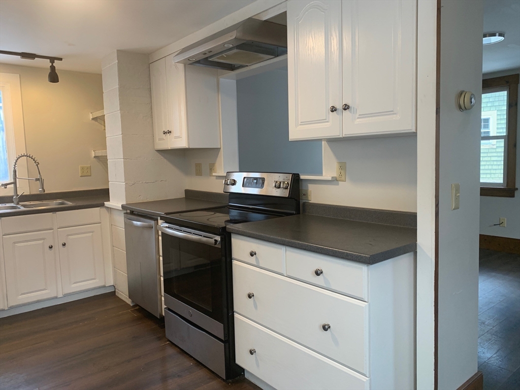 9 Union Avenue Montague, MA 01347 - Photo 5 of 25