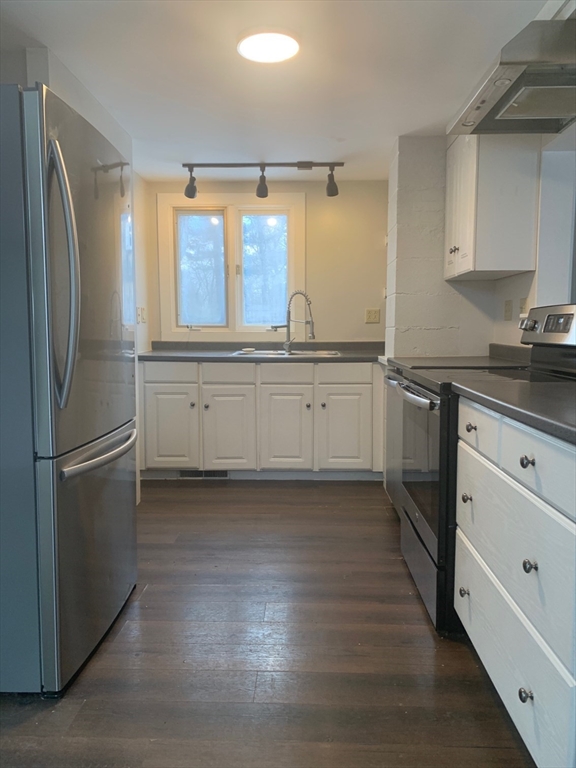 9 Union Avenue Montague, MA 01347 - Photo 6 of 25