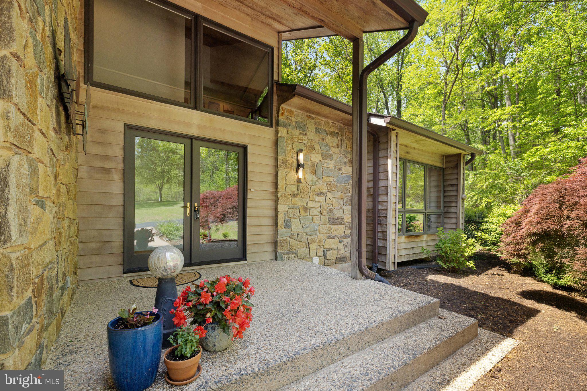 17623 Canby Road Leesburg, VA 20175 - Photo 3 of 74 Gallery Image 3