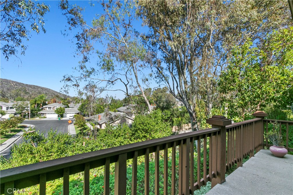 51 Rainbow Irvine, CA 92603 - Photo 18 of 25