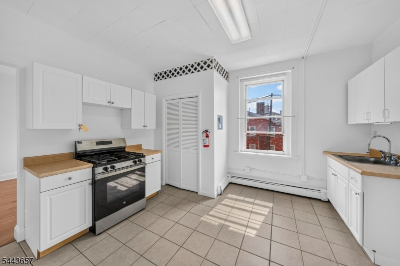 56 West Somerset Street, Unit 1 Raritan, NJ 08869 - Photo 8 of 22