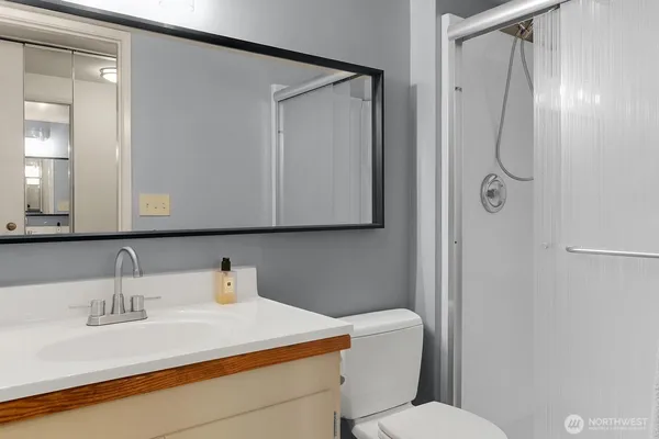 $380,000 | 4545 Sand Point Way Northeast, Unit 304, Seattle, WA 98105