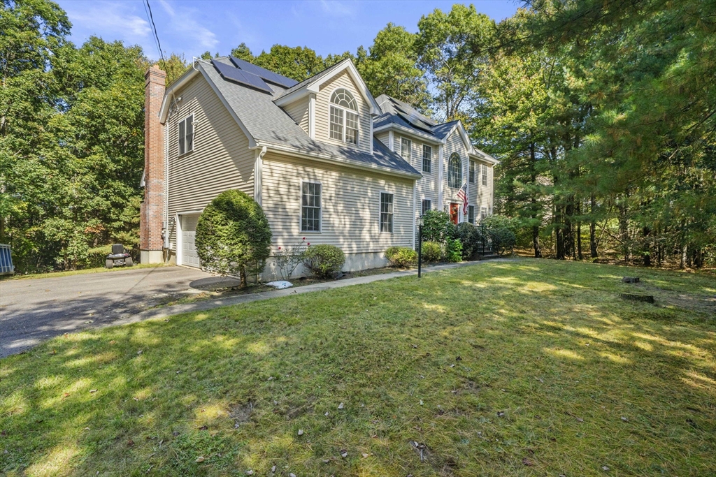2 Rhode's Way Bellingham, MA 02019 - Photo 3 of 35 Gallery Image 3