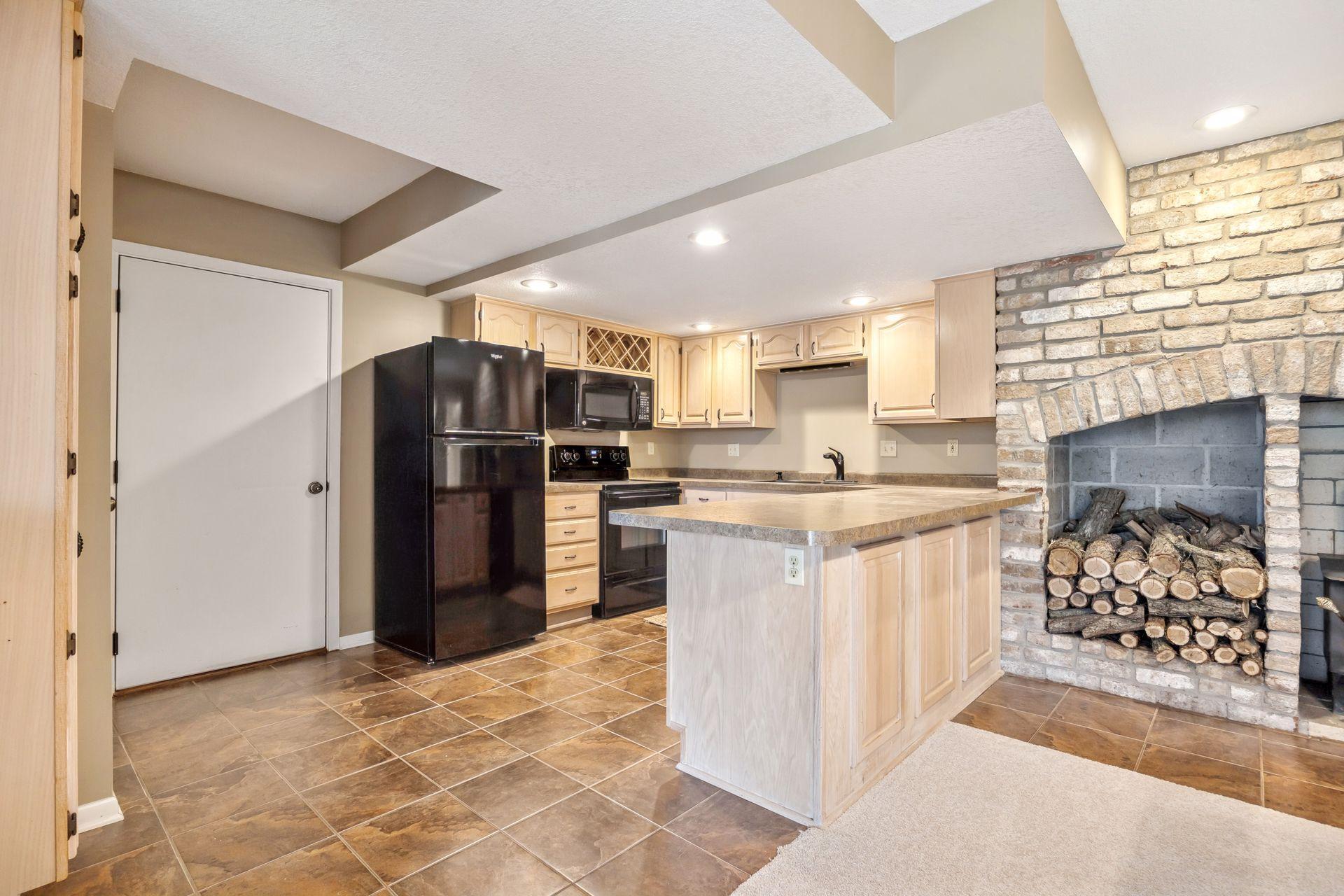 15575 Ranchview Court Wayzata, MN 55391 - Photo 40 of 76 Gallery Image 40