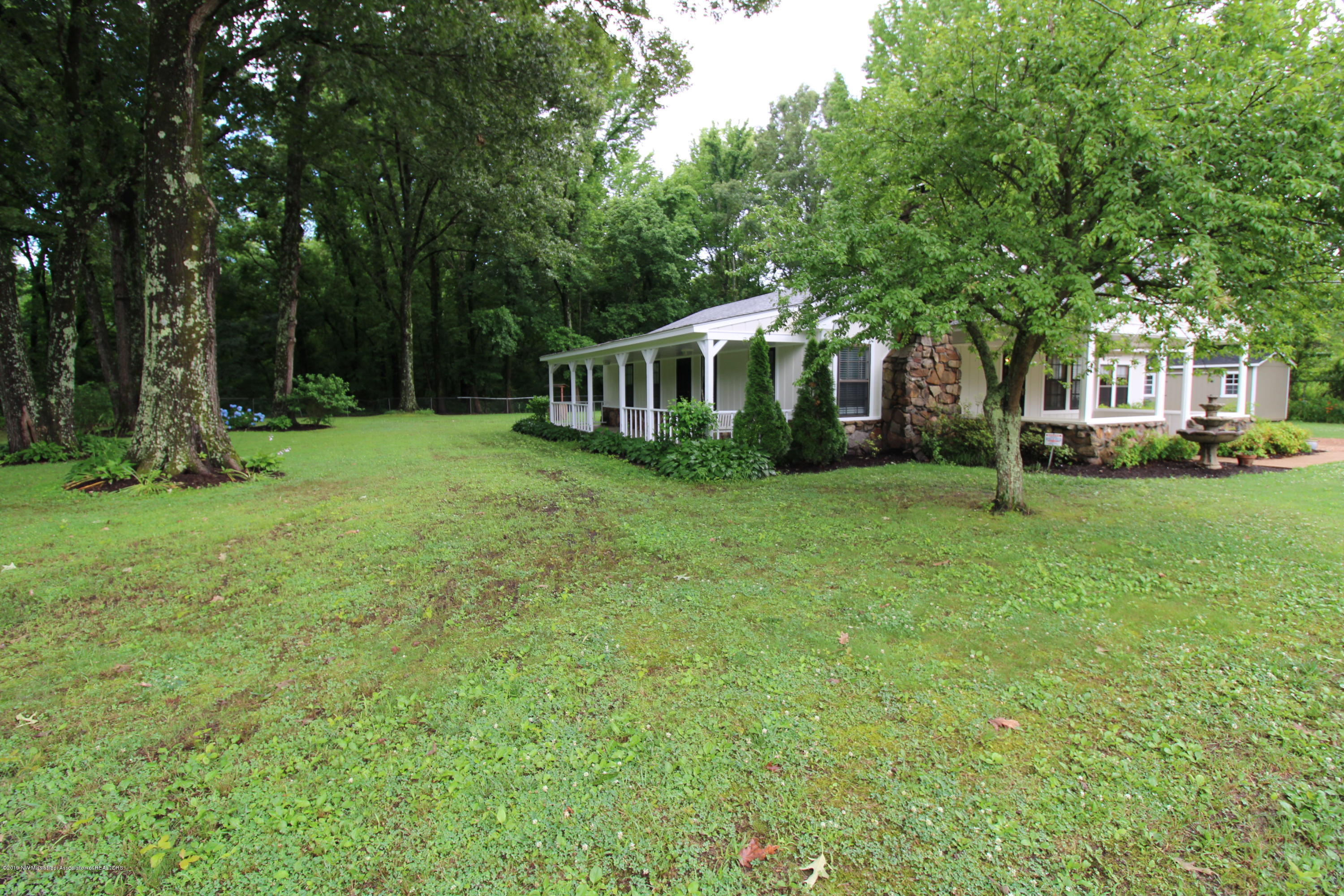 1117 Broady Road Nesbit, MS 38651 - Photo 17 of 18 IMG_8422