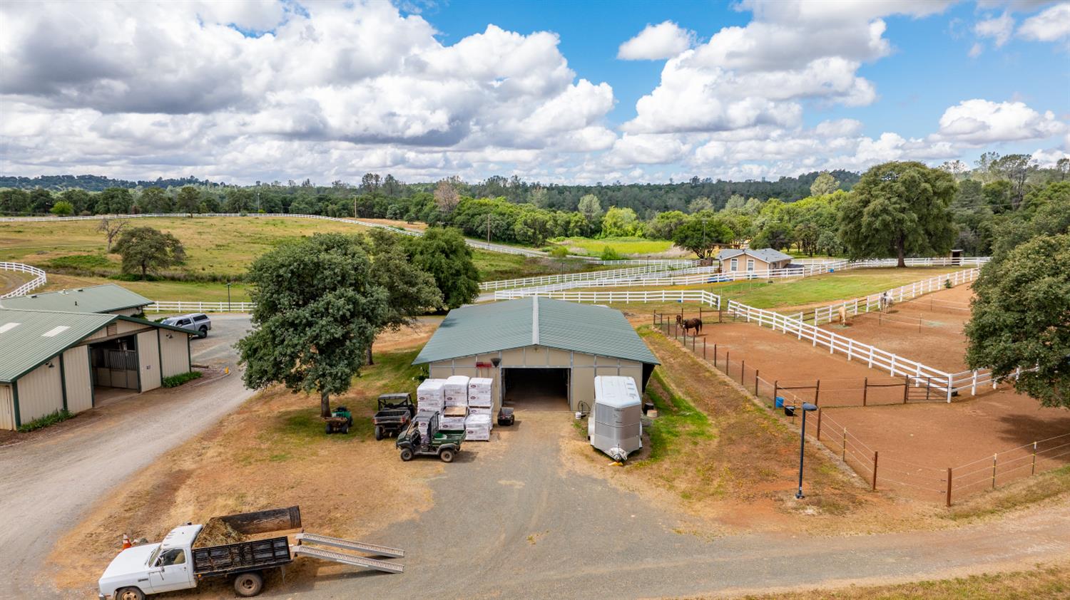 20945 Bear Hollow Road Grass Valley, CA 95949 - Photo 26 of 82