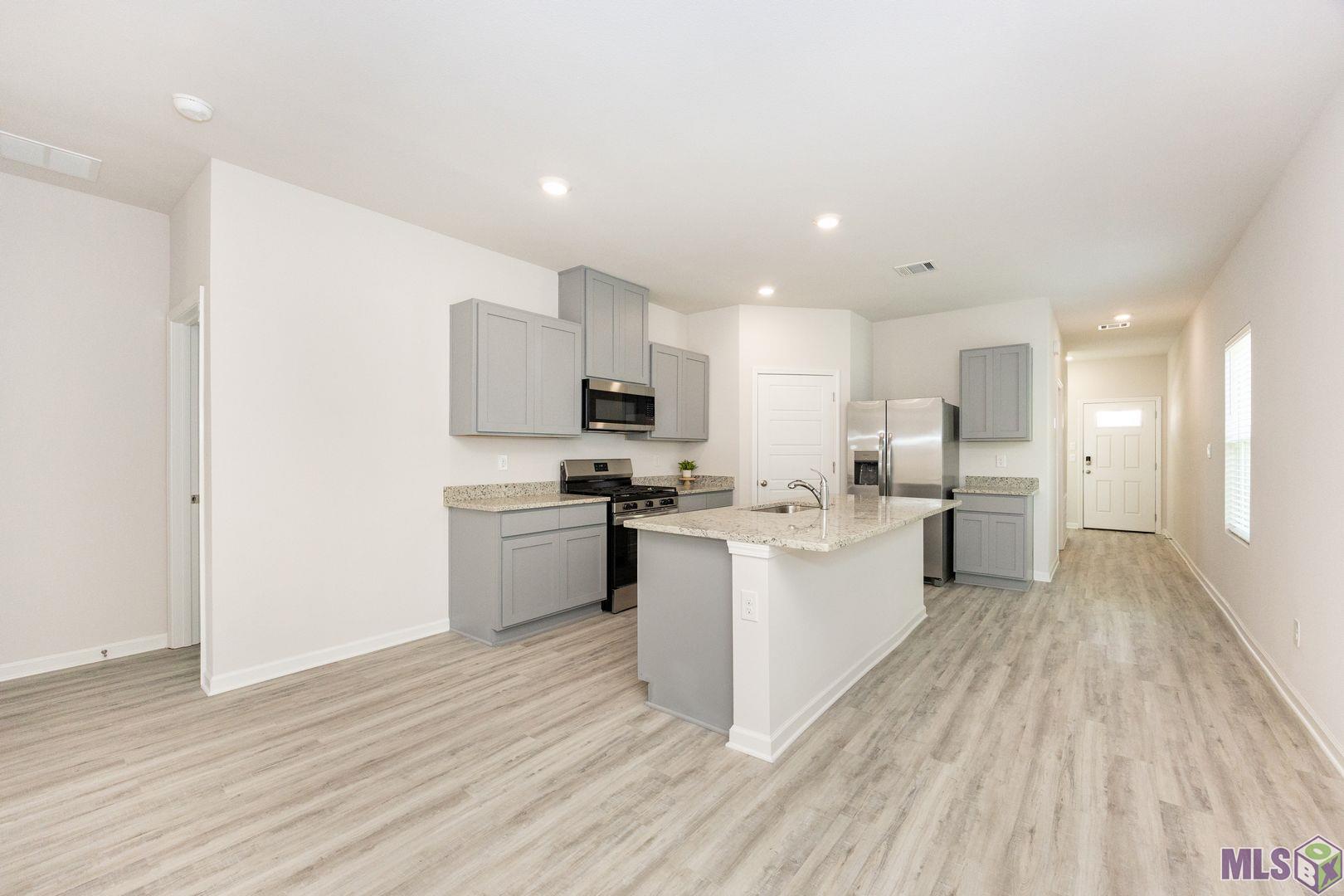 1020 Renova Drive Baton Rouge, LA 70820 - Photo 1 of 25